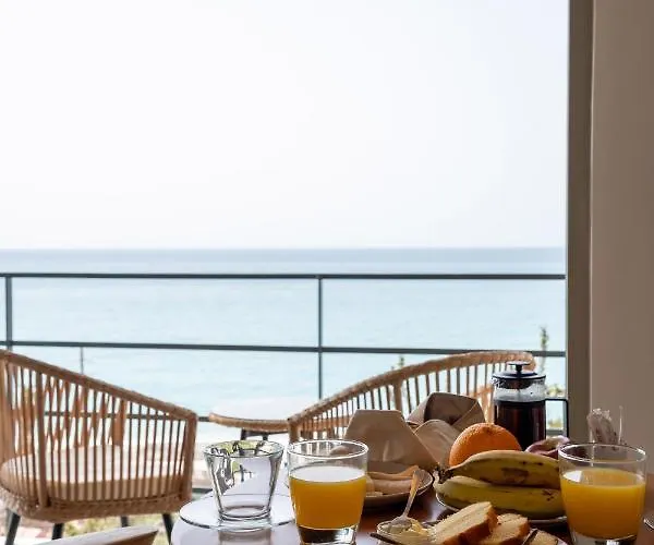 Lorraine's Boutique Lourdata (Kefalonia)