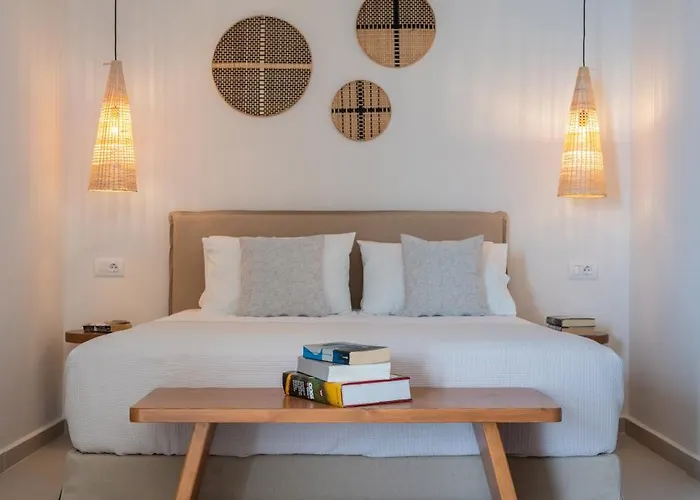 Lorraine's Boutique Lourdata (Kefalonia)