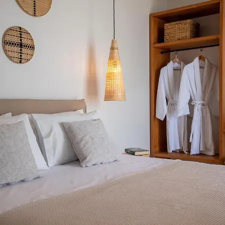 Lorraine'S Boutique Suites Apartment Lourdata (Kefalonia)