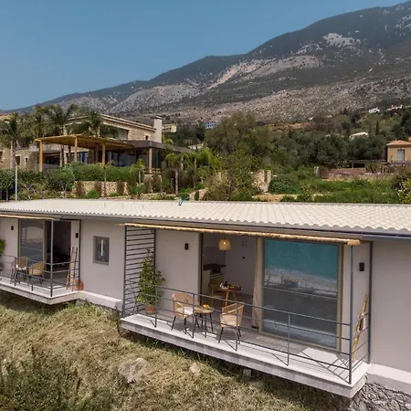 Thea Beachfront In Lourdas Lourdata (Kefalonia)