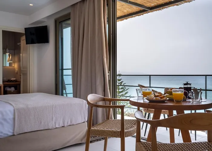 Lorraine's Boutique Lourdata (Kefalonia)