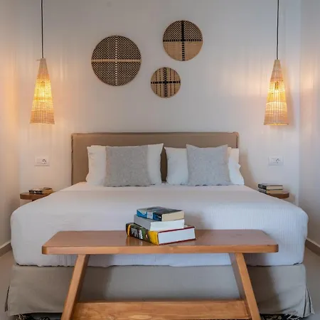 Lorraine'S Boutique Suites * Lurdáta